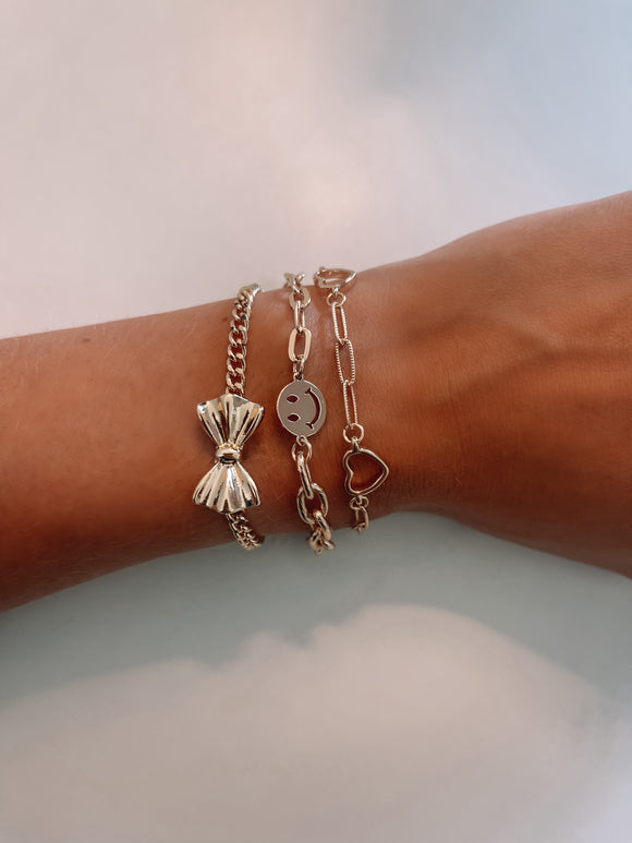 Bow Smiley Charm Bracelet
